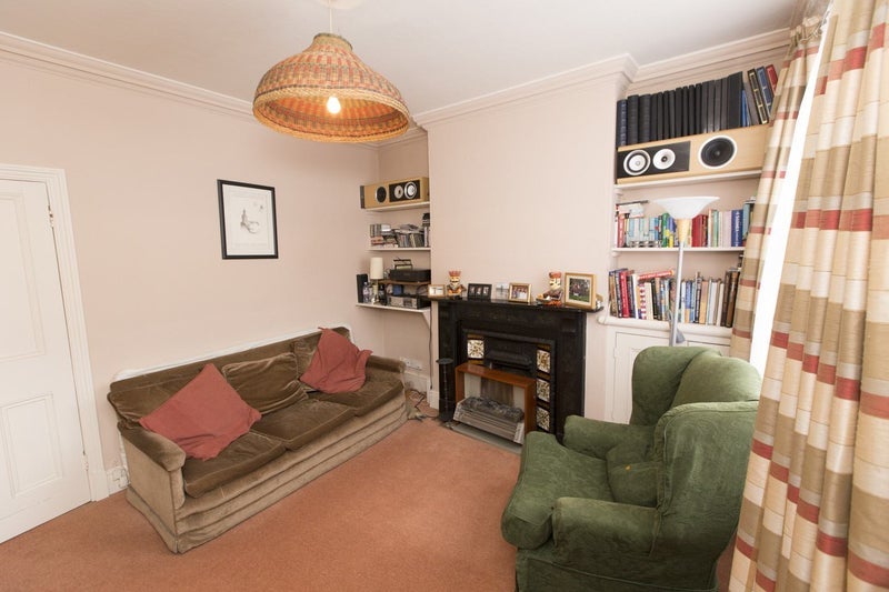 Room Cradock Road in Leicester