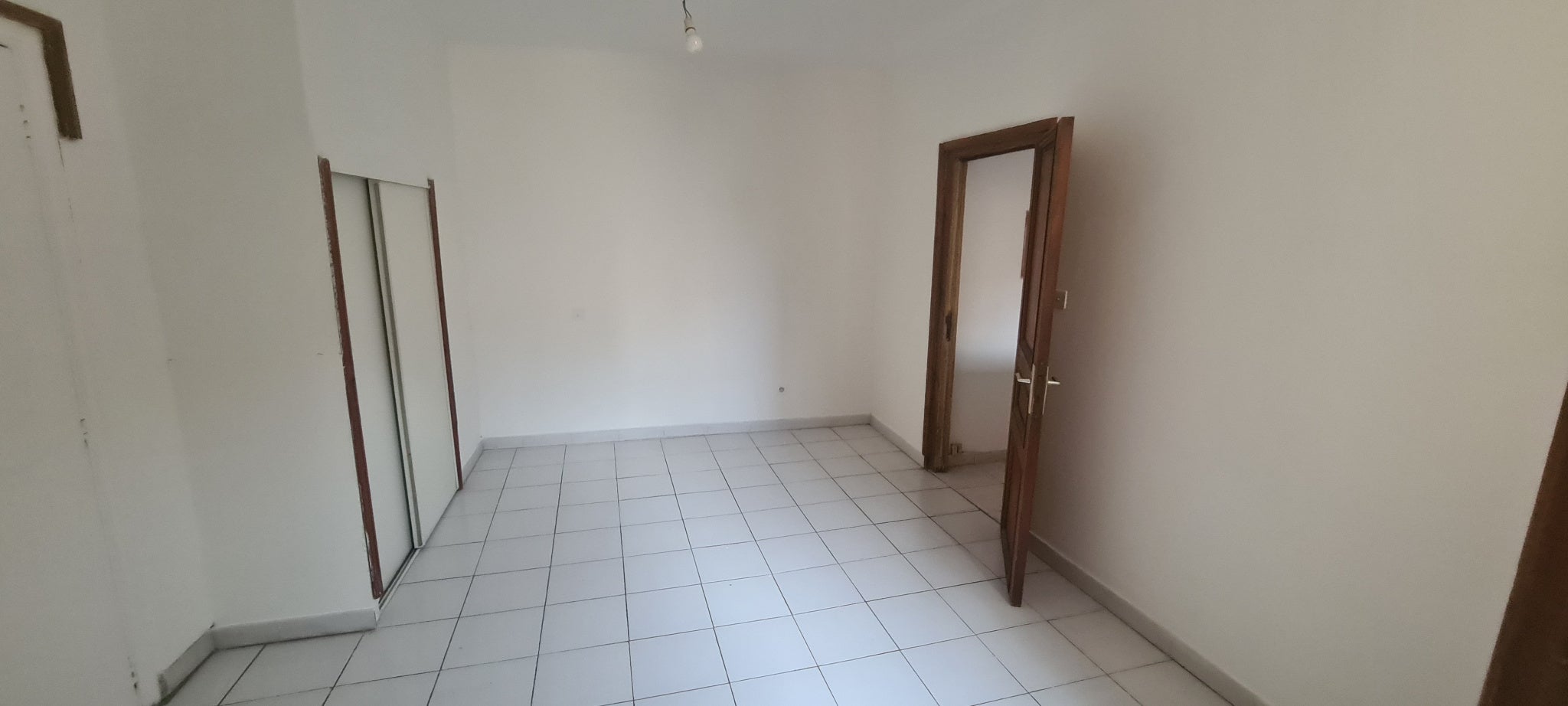 Flat Rue Des Ecoles Laïques in Montpellier