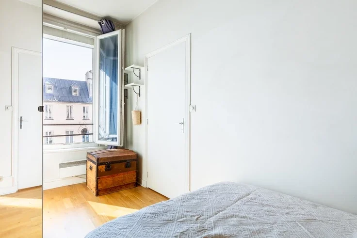 Appartement Impasse du 49 Faubourg Saint-Martin à Paris