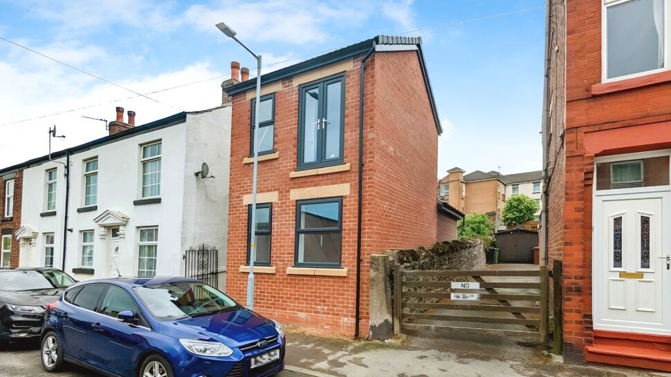 House Willow Grove in Stockport