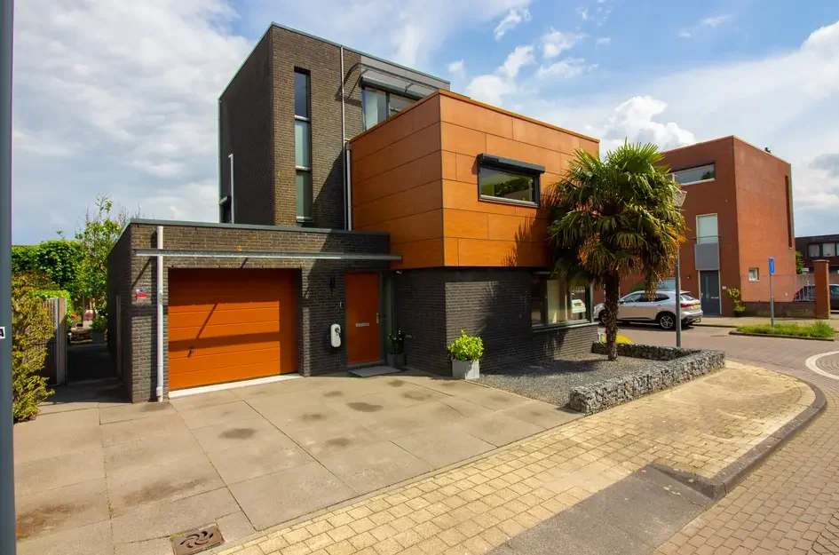 Huis Villa Dotterbloem 19 in Waalwijk
