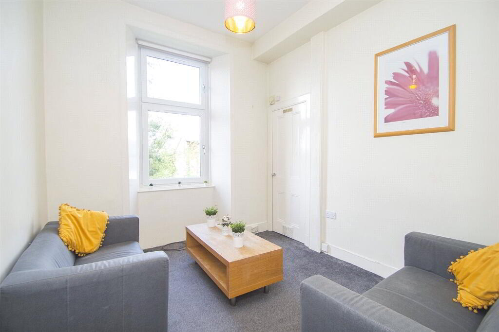 Room New Mart Road in City of Edinburgh