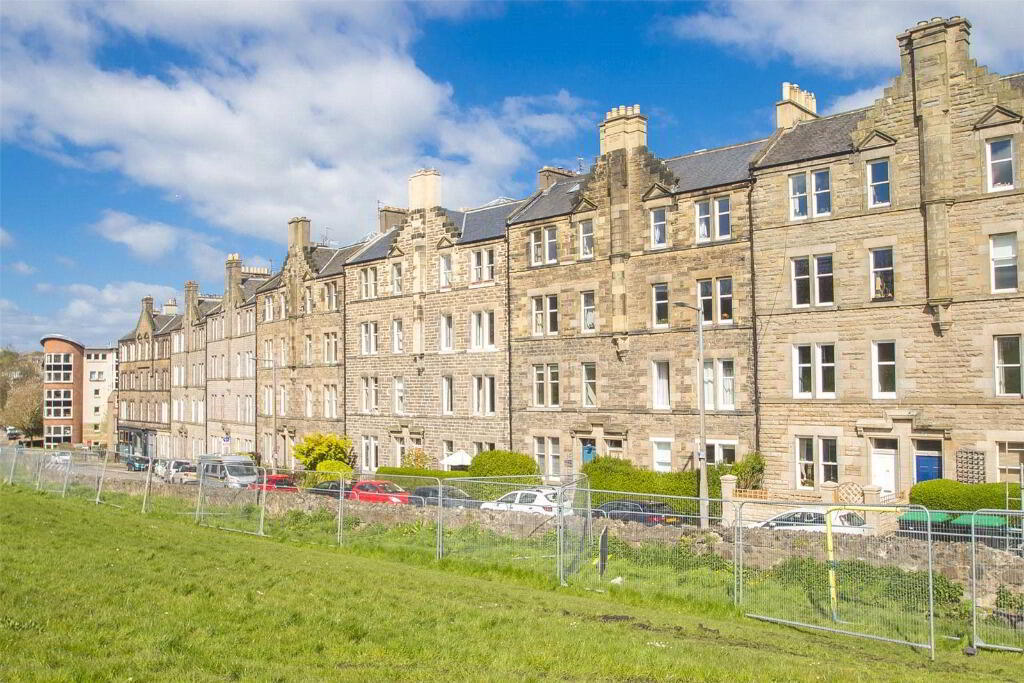 Flat New Mart Road in City of Edinburgh