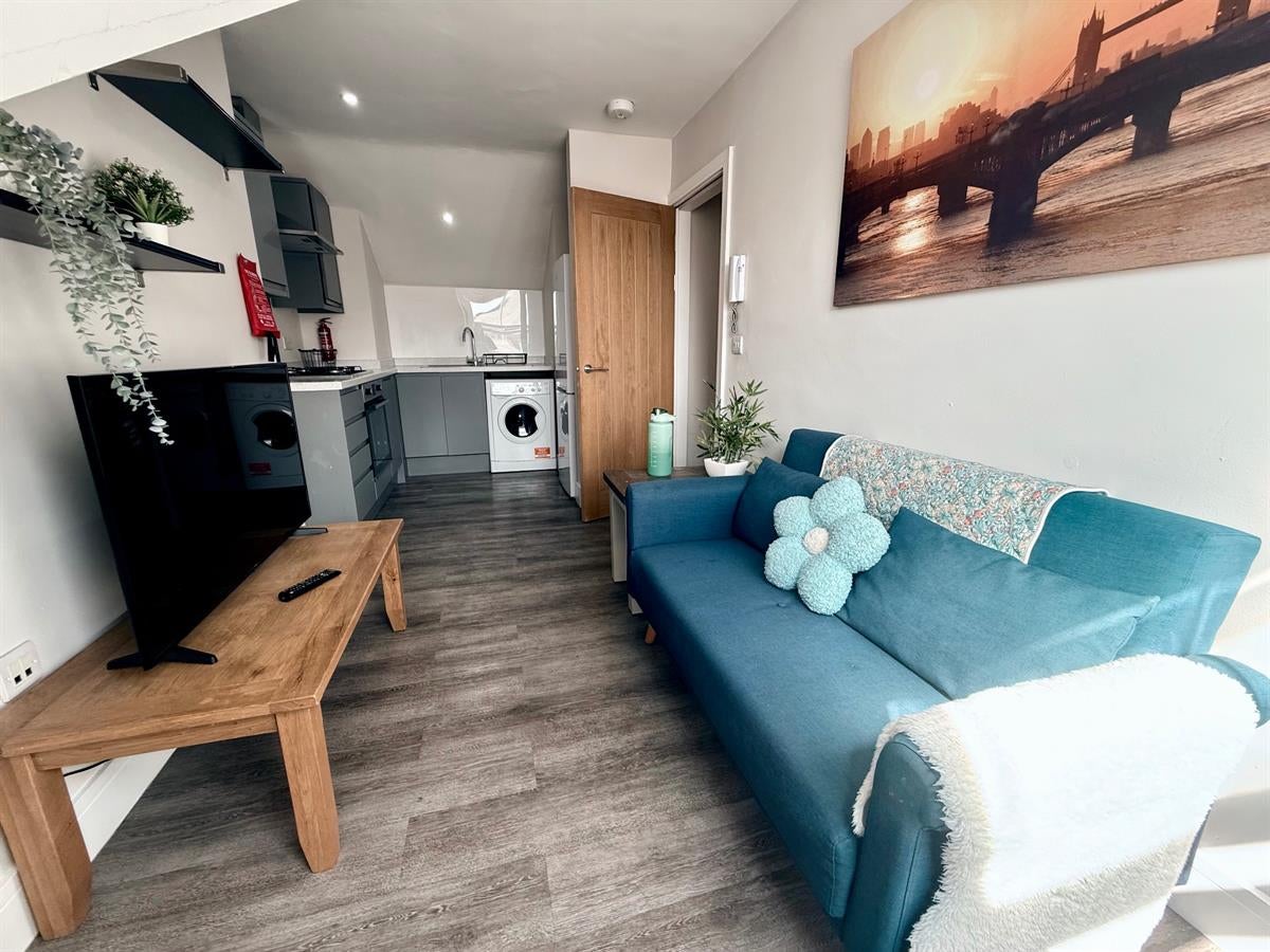 Flat Derby Road in Nottingham
