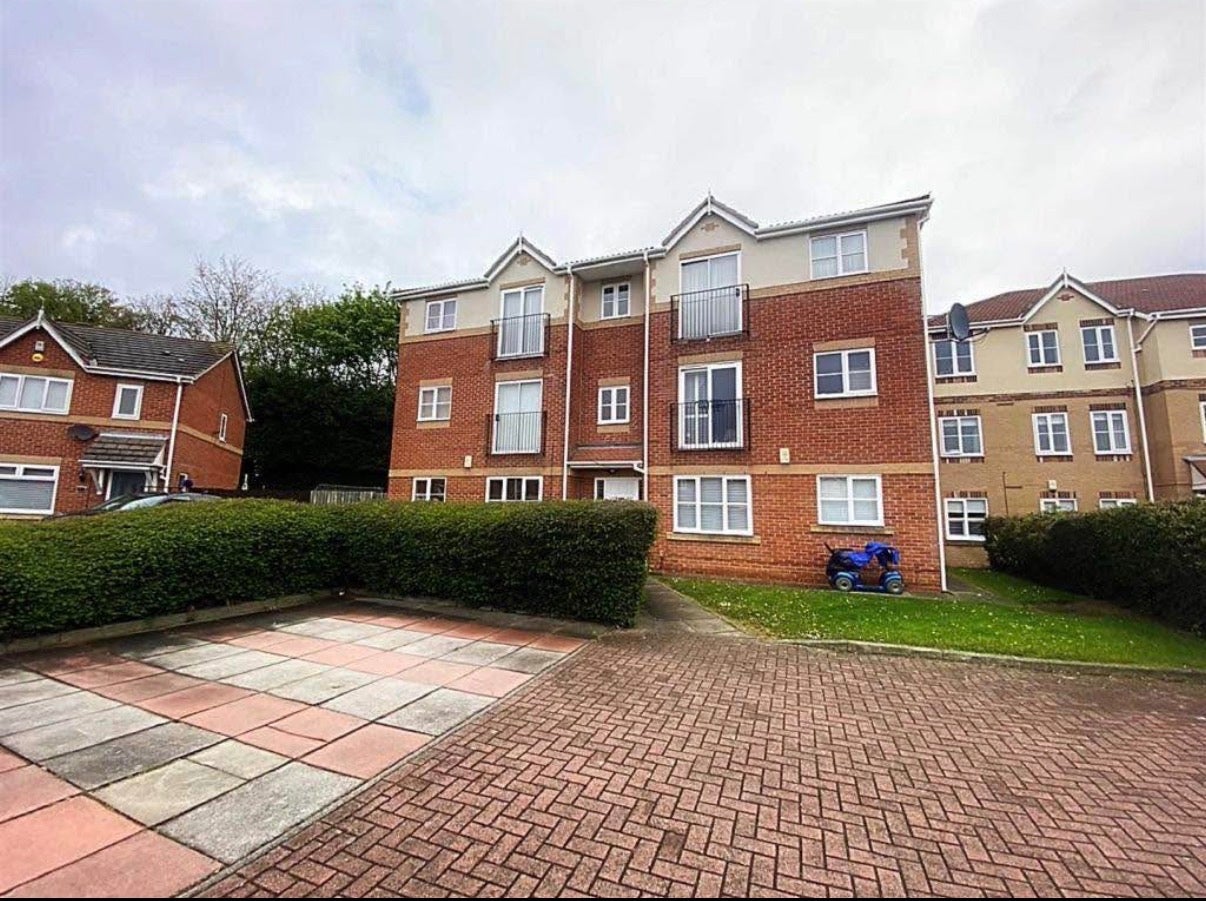 Flat Tiberius Close in North Tyneside