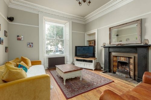 House Forbes Road in City of Edinburgh