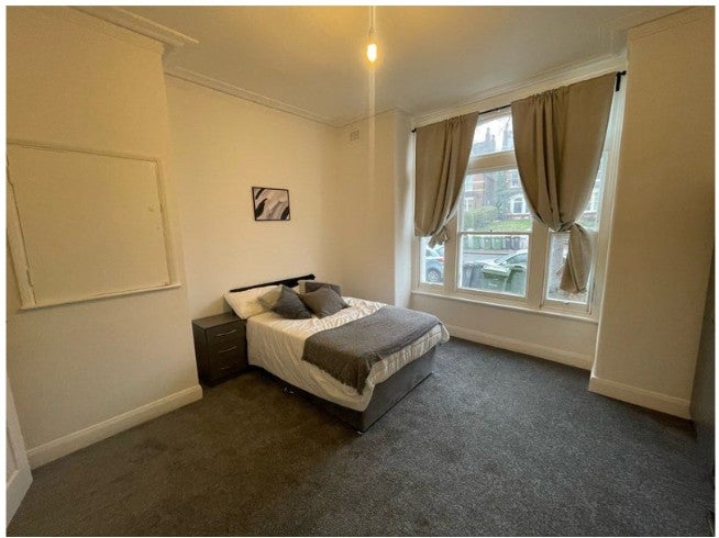 Room Norwood Road in Greater London