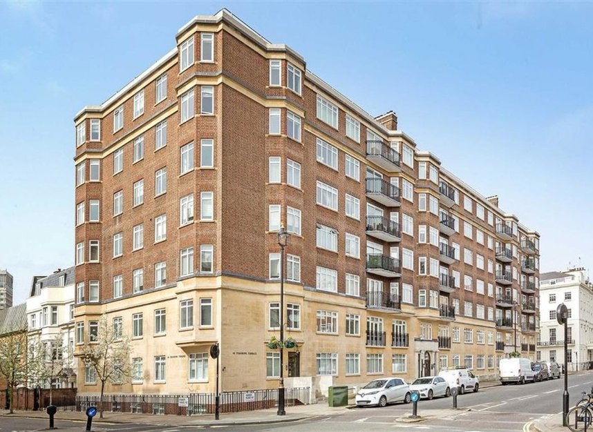 Flat Stanhope Place in City of Westminster