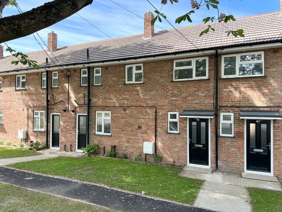 House Choulston Close in Haxton