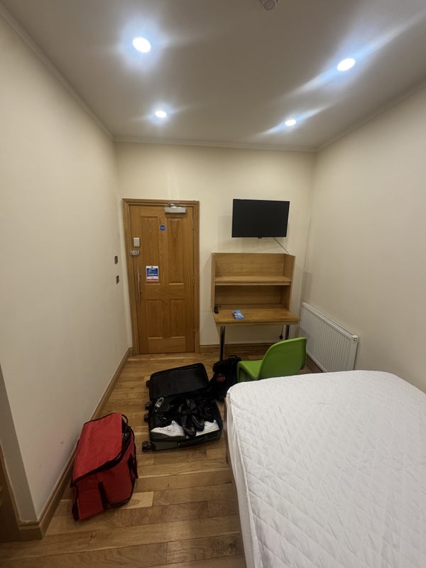 Room Radford Road in Nottingham