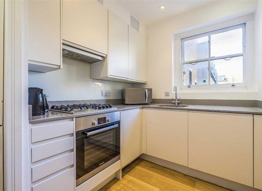 Flat Colville Place in Greater London