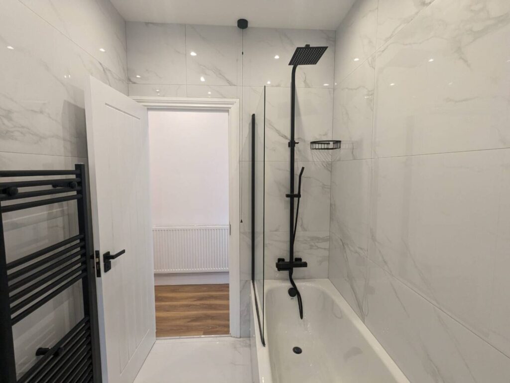 Room Scrubs Lane in Greater London