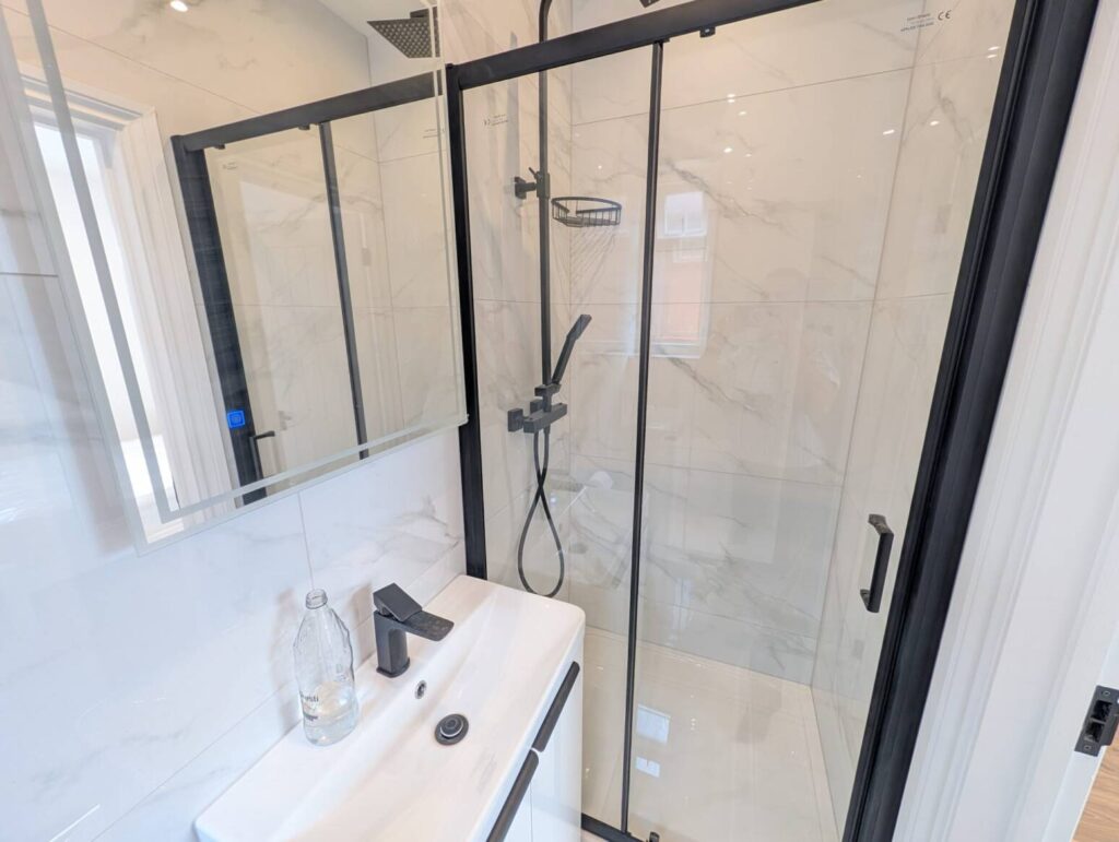 Room Scrubs Lane in Greater London