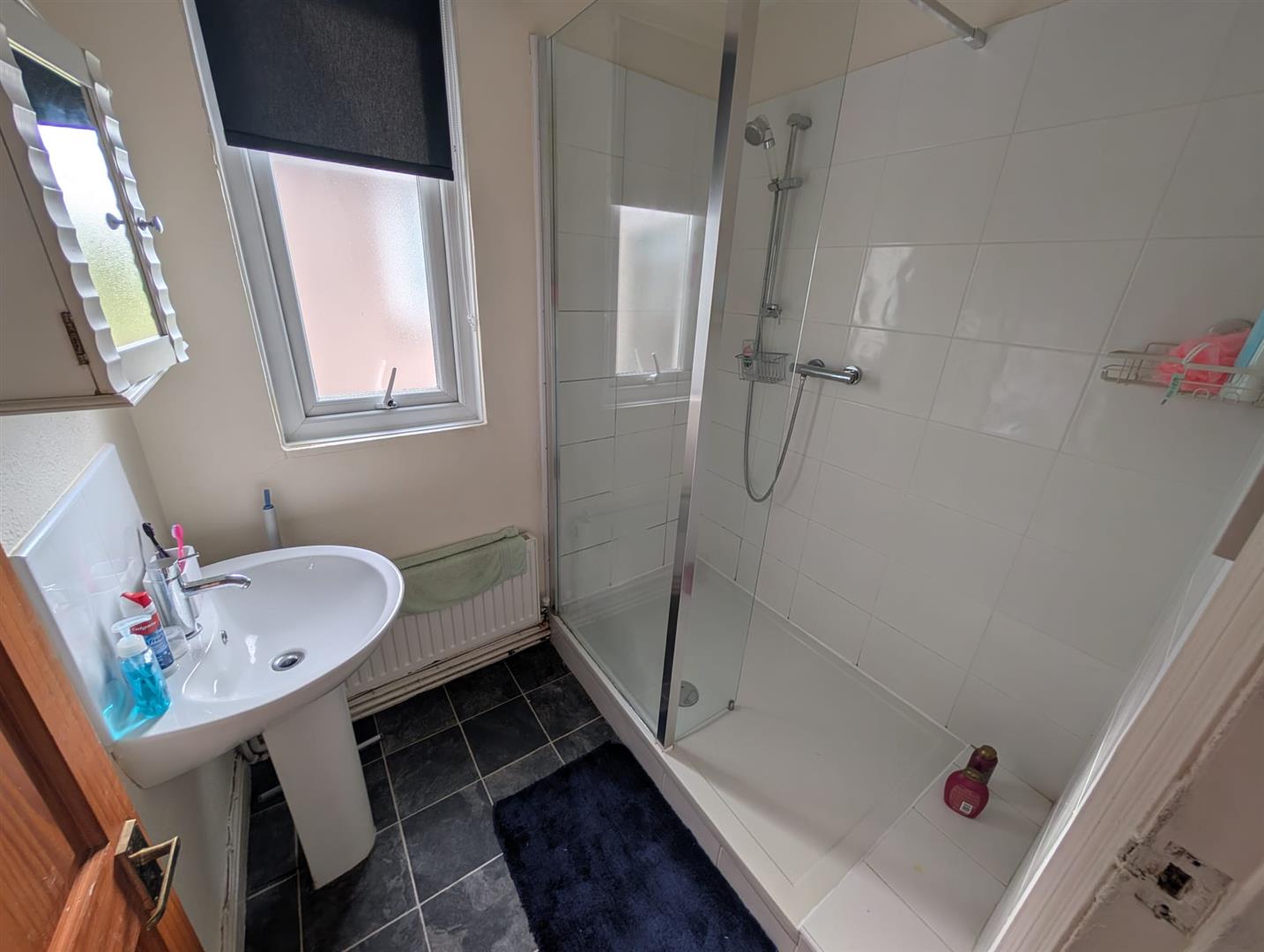 Room Bulk Road in Lancaster