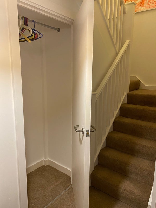 Room Orsman Road in Greater London