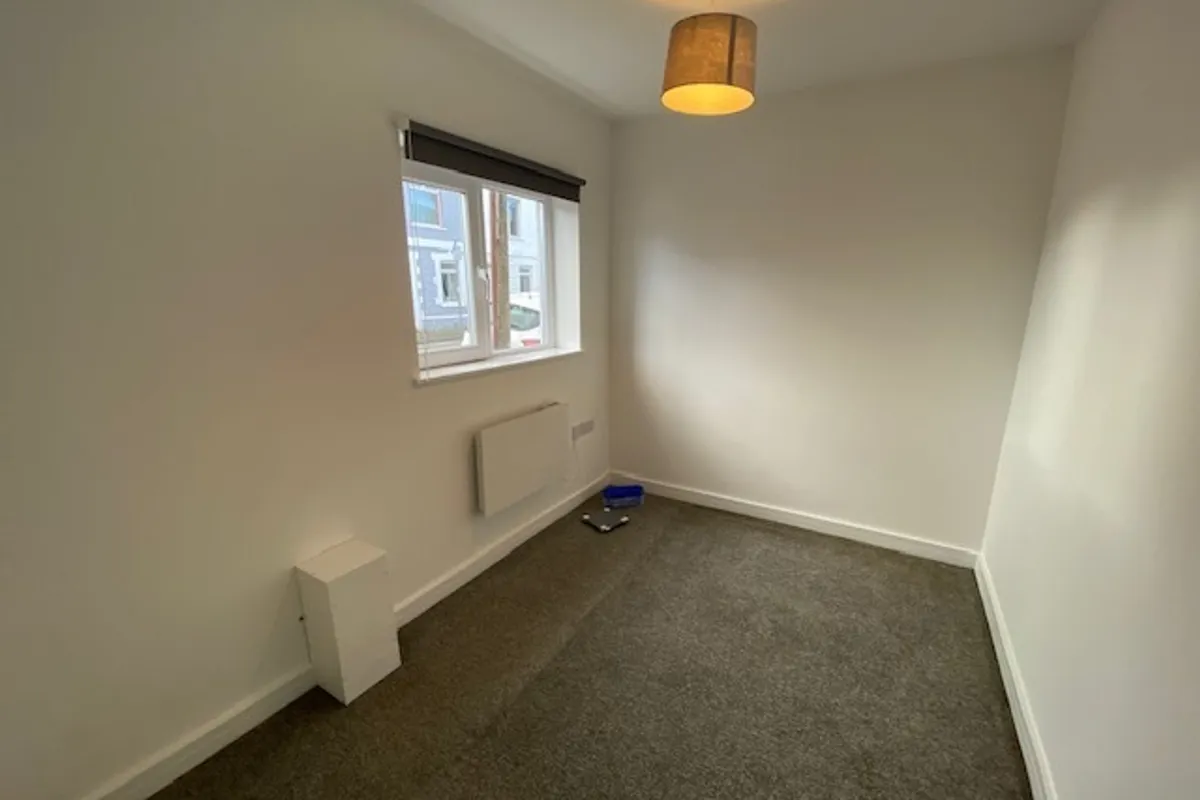Flat Sanquhar Street in Cardiff