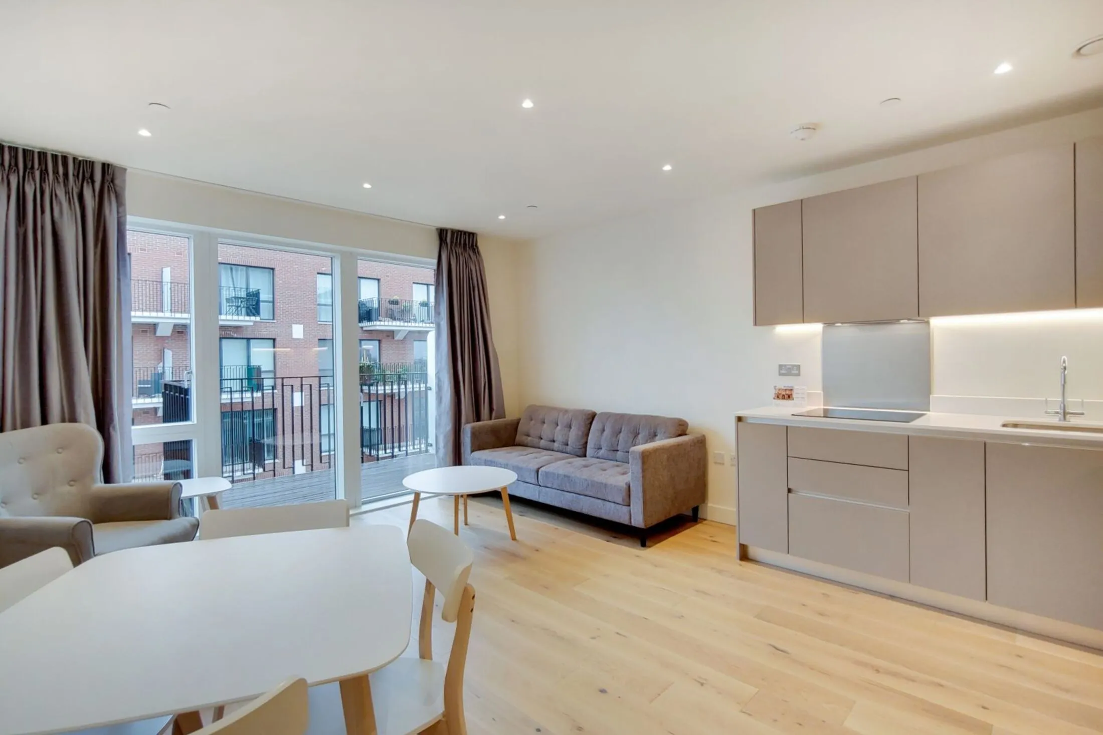 Flat No 1 Street in Greater London