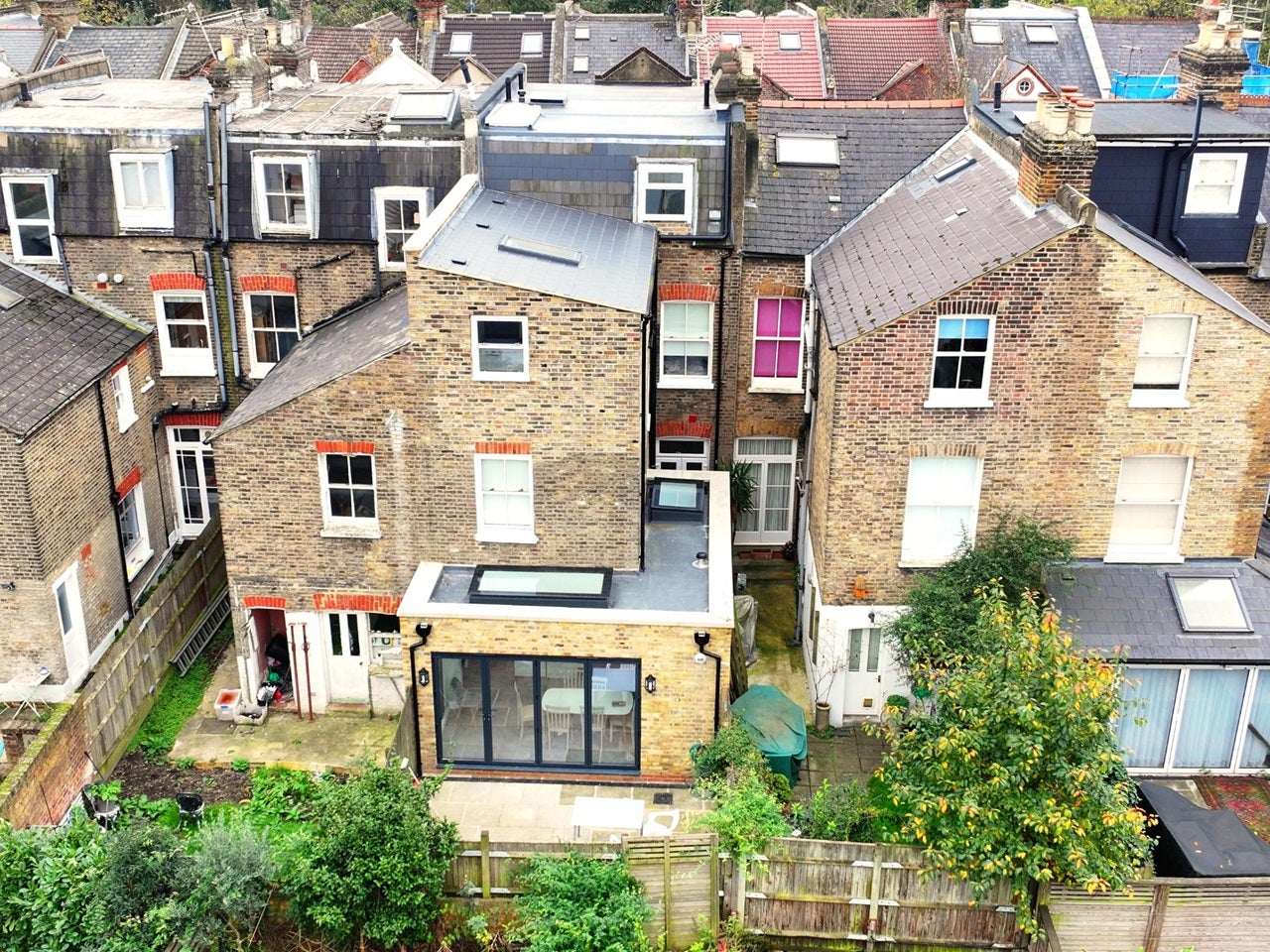 Room Norroy Road in Greater London