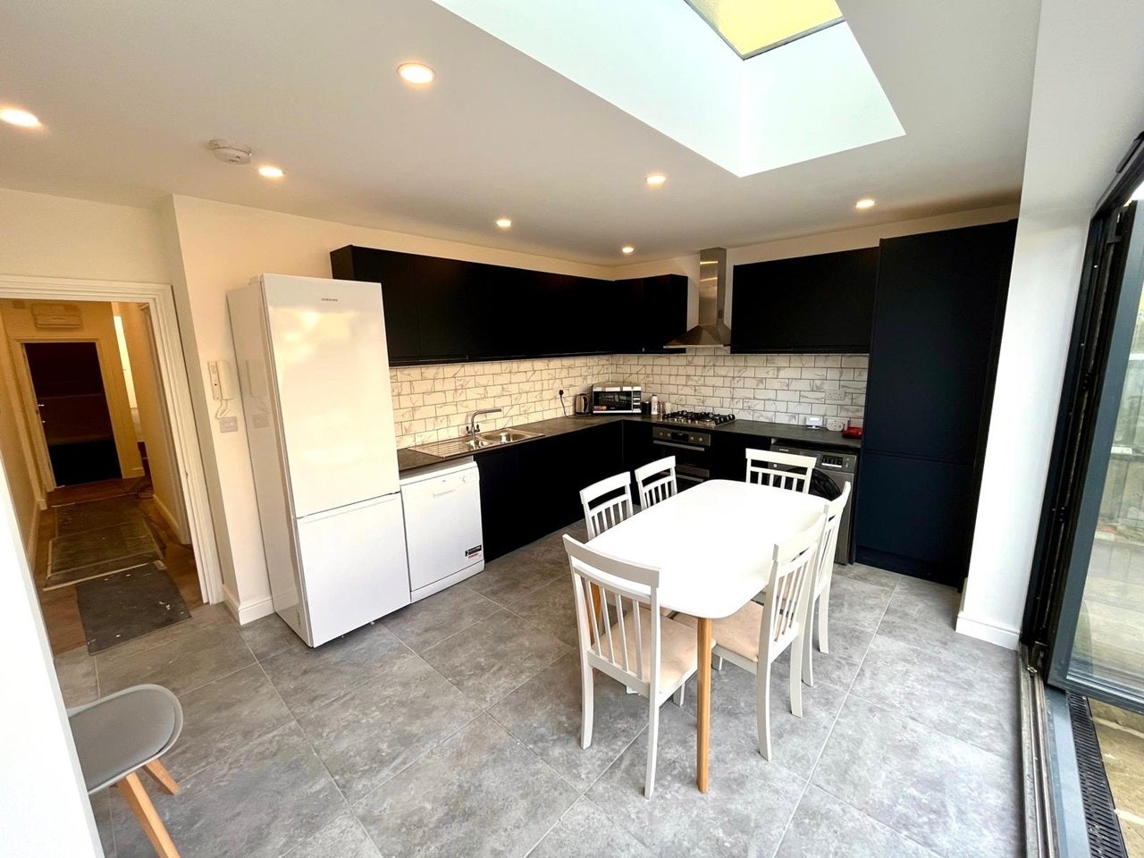 Room Norroy Road in Greater London