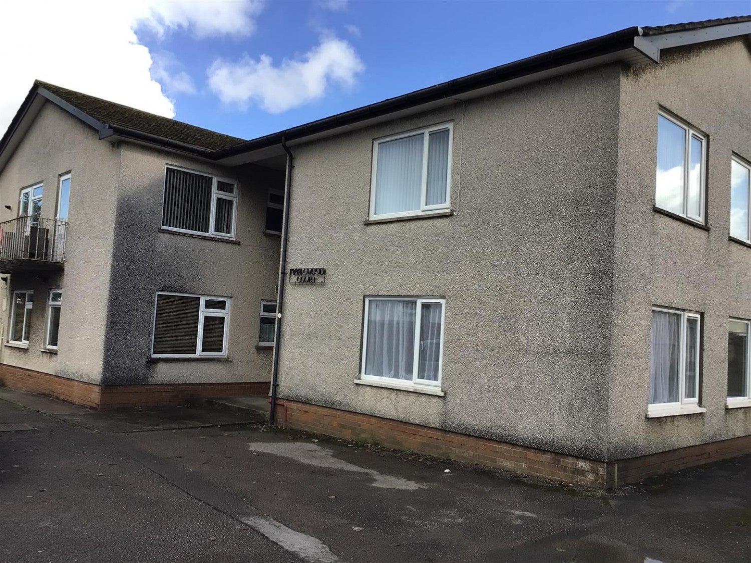 Flat Durlston Close in Cardiff
