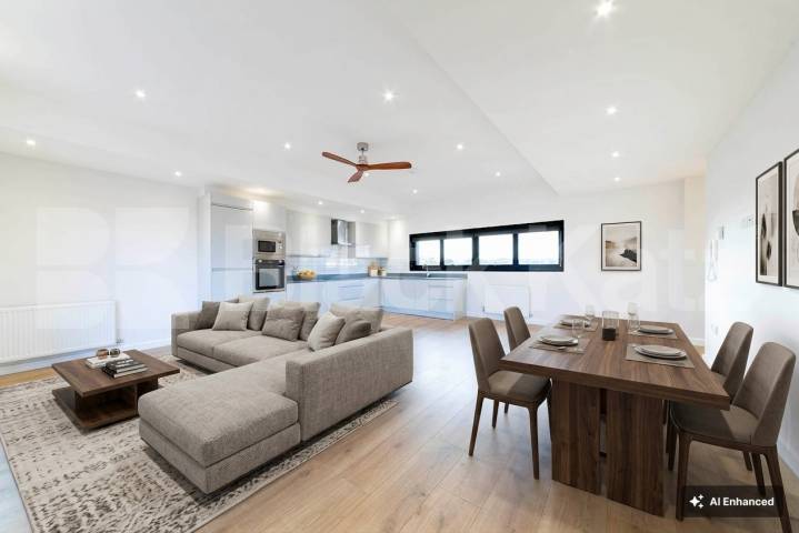 Flat Iverson Road in Greater London