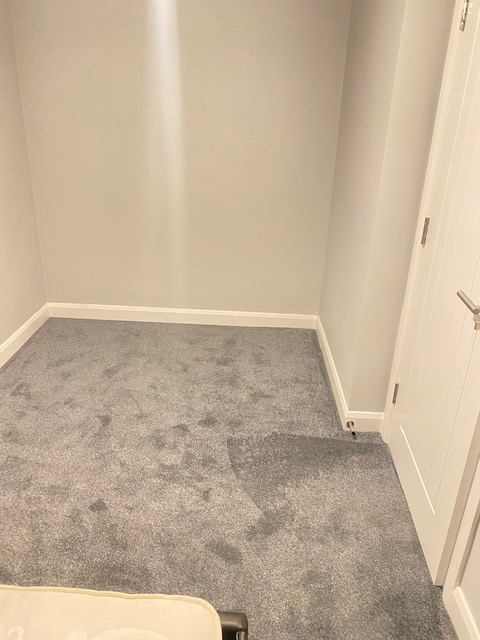 Flat Canberra Road in Greater London