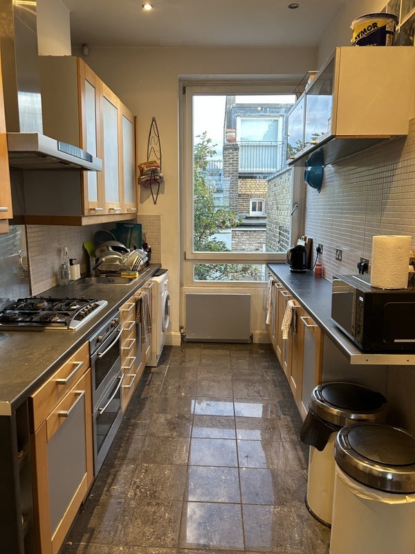 Room Fairholme Road in Greater London
