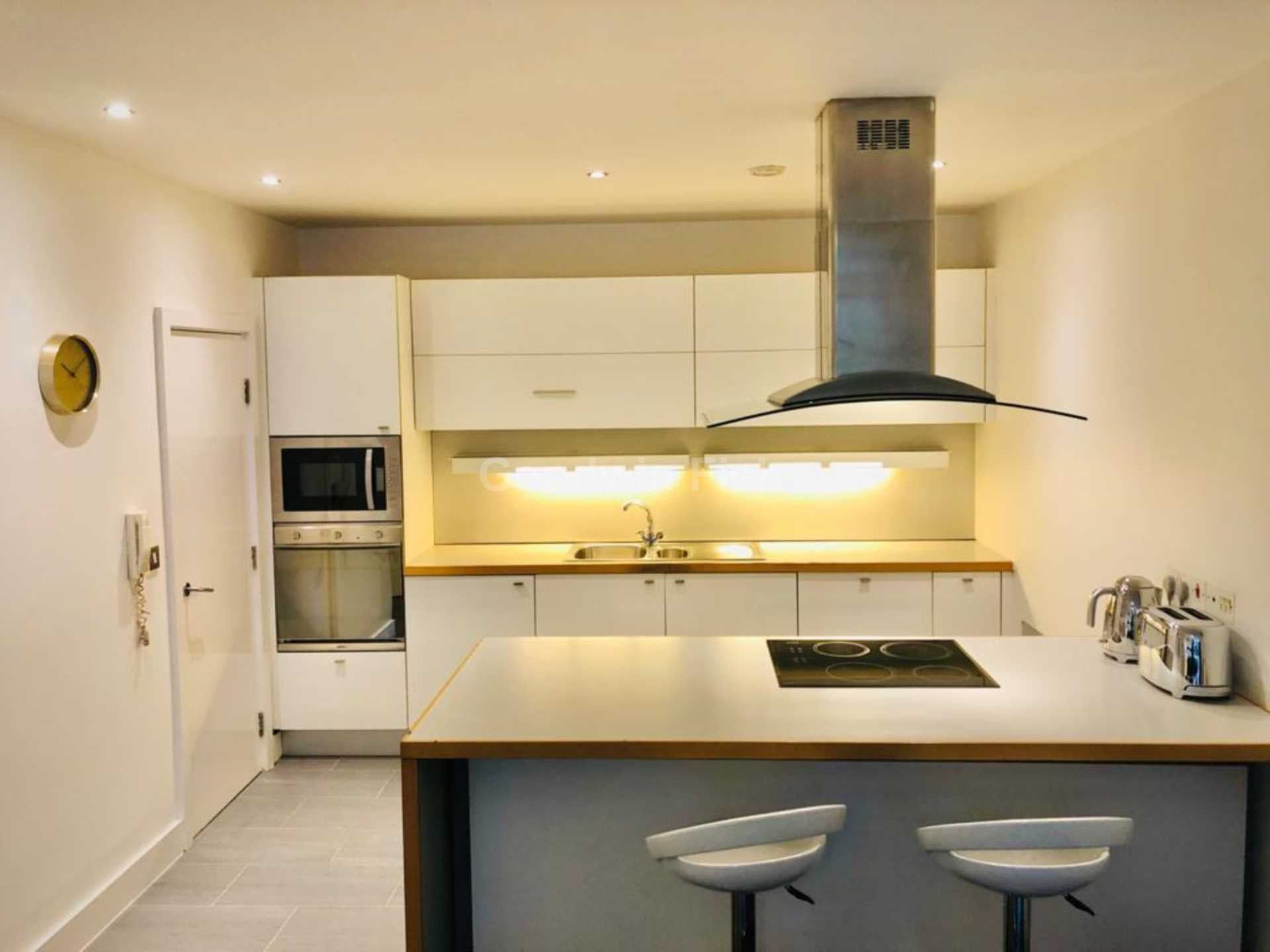 Flat Whitworth Street West in Manchester