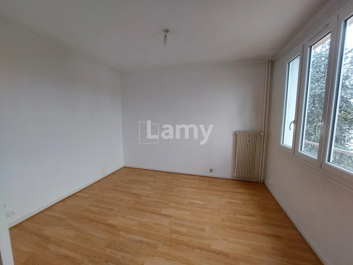 Appartement Rue Paul Claudel à Villefranche-sur-Saône