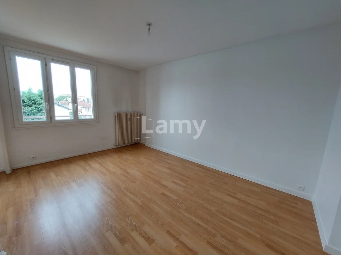 Appartement Rue Paul Claudel à Villefranche-sur-Saône