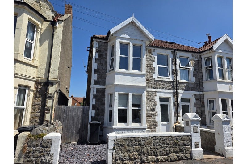 Room Langport Road in Weston-super-Mare