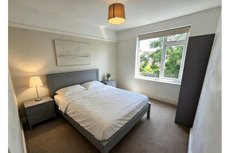 Room Langport Road in Weston-super-Mare