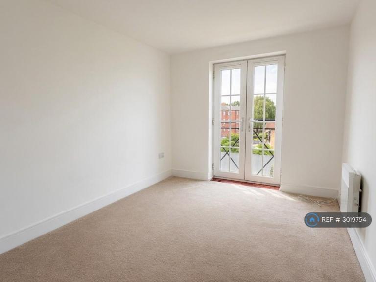 Flat Chelwater in Chelmsford