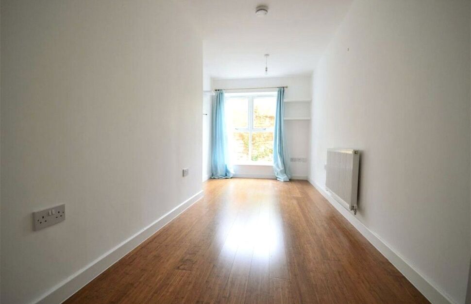 Flat Hazelwood Road in Northampton