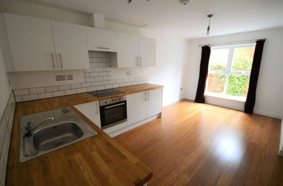 Flat Hazelwood Road in Northampton
