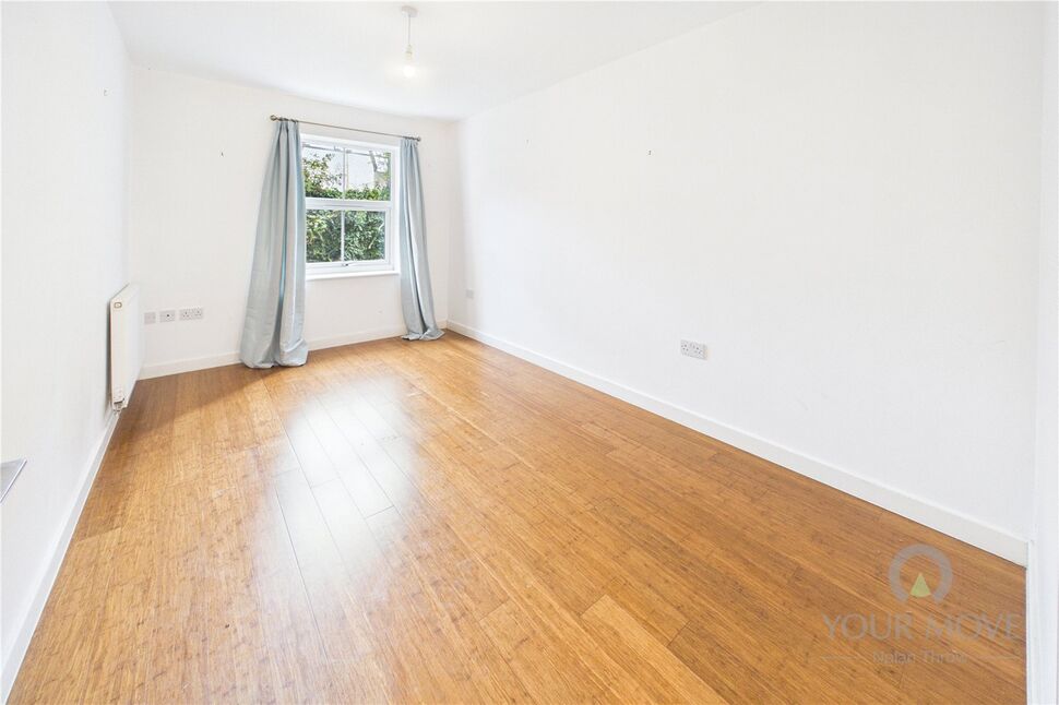 Flat Hazelwood Road in Northampton
