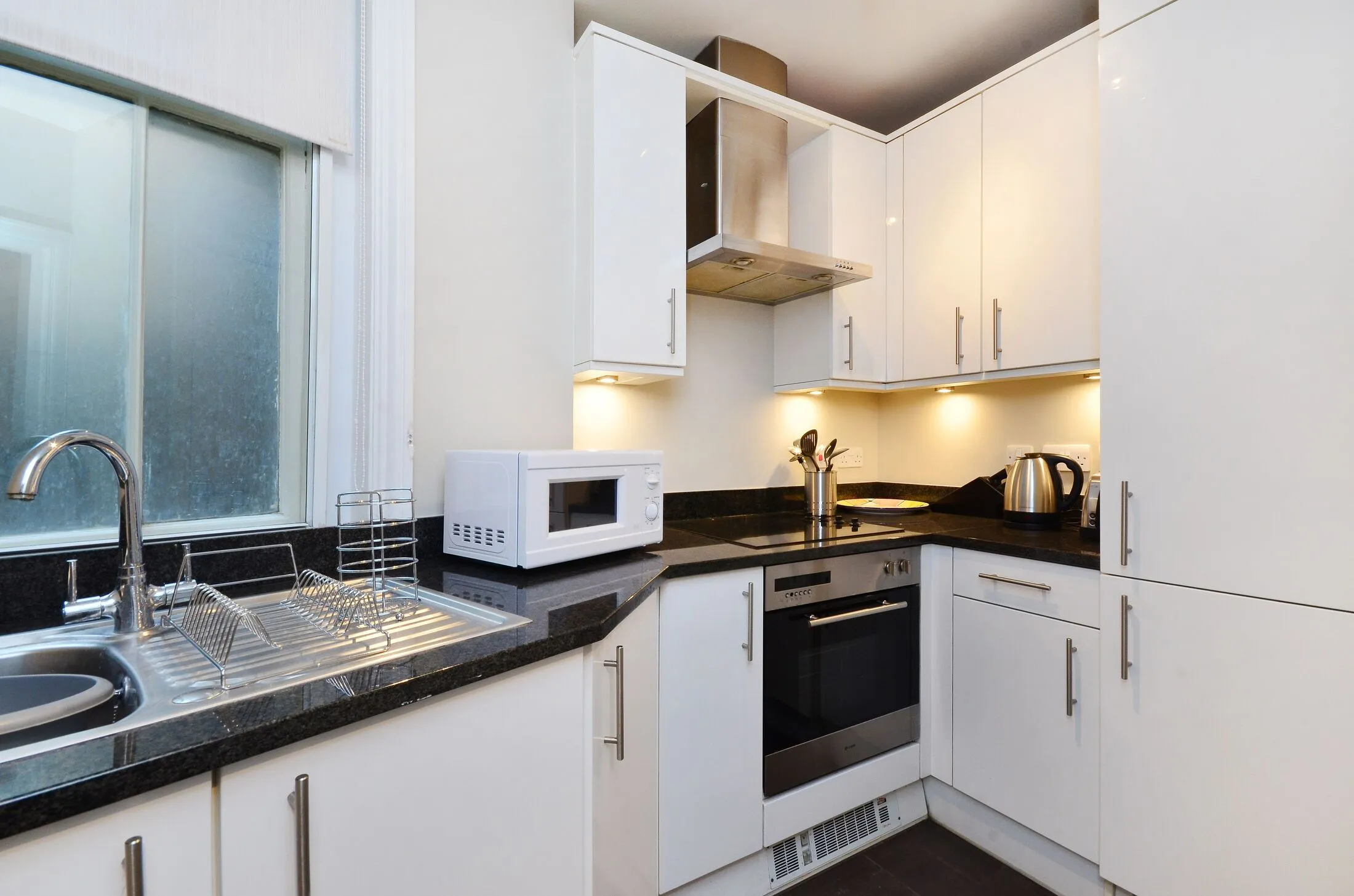 Flat Barrett Street in City of Westminster