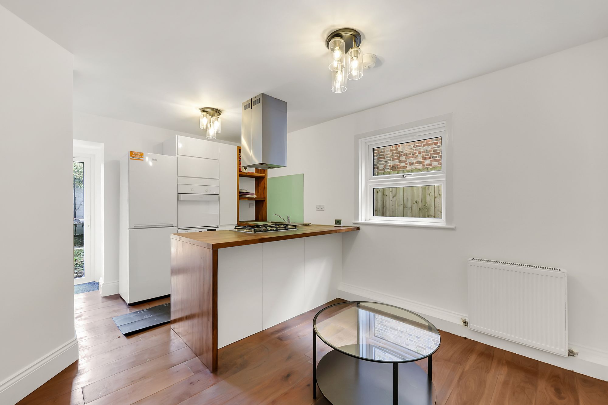 Flat Litchfield Gardens in Greater London