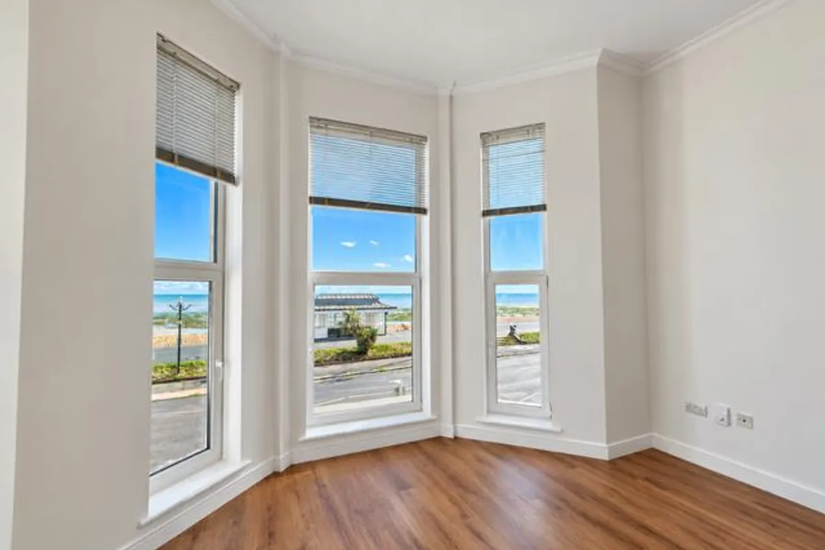 Flat Thorn Road in Worthing