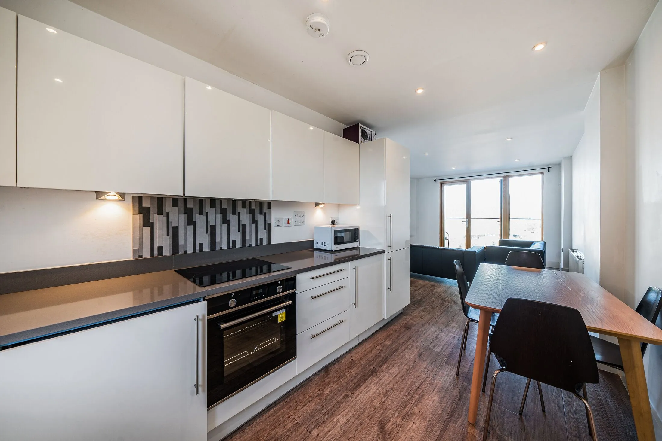 Flat St Ives Place in Greater London