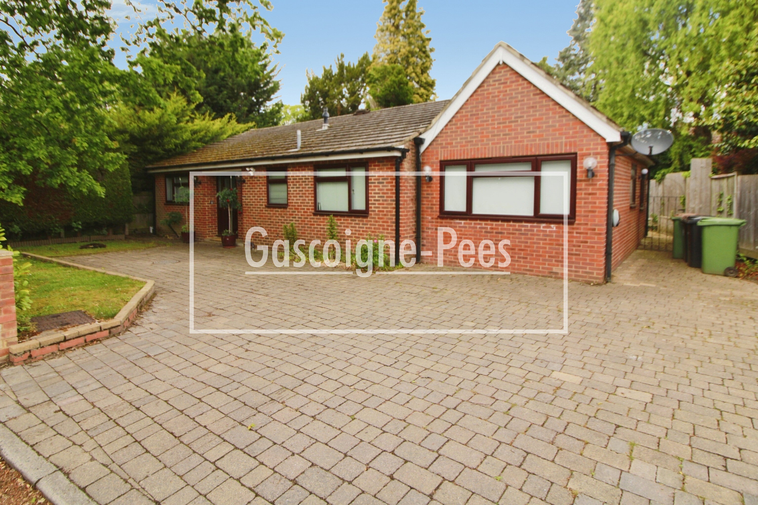 House Glebe Road in Mole Valley