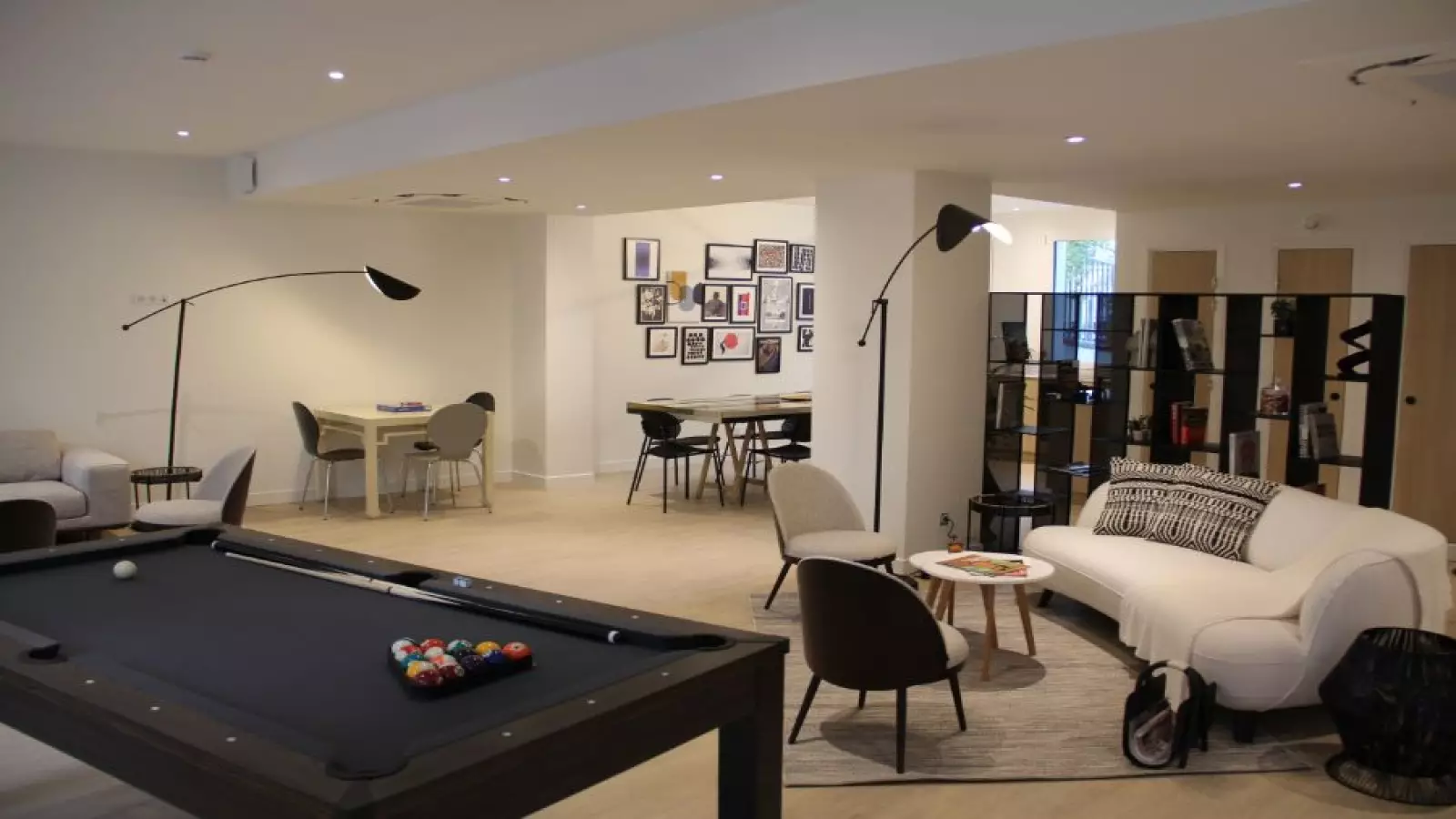 Flat Rue Charlot in Issy-les-Moulineaux