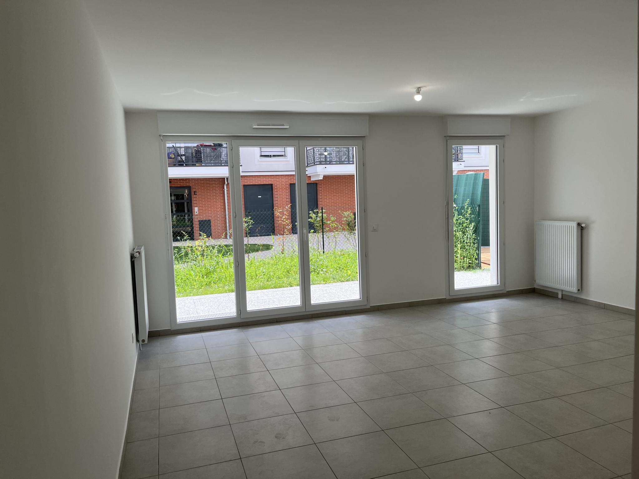 Flat Rue Henri François in Ozoir-la-Ferrière