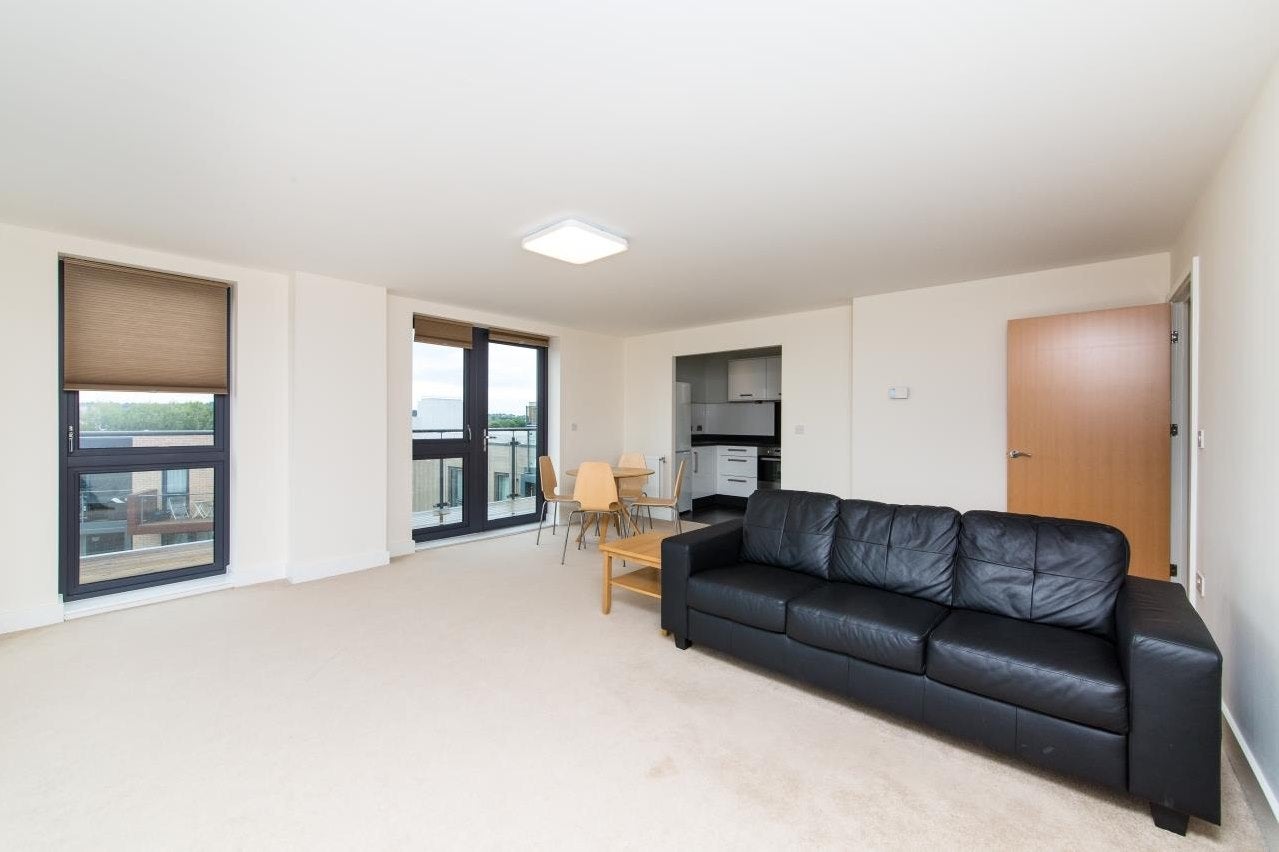 House Charcot Road in Greater London