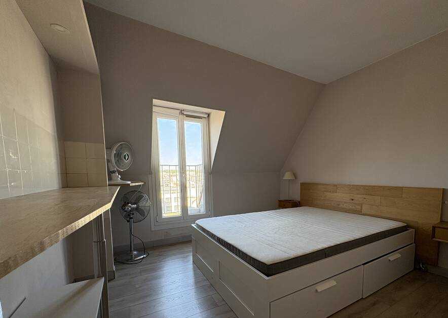 Flat Boulevard Richard-Lenoir in Paris