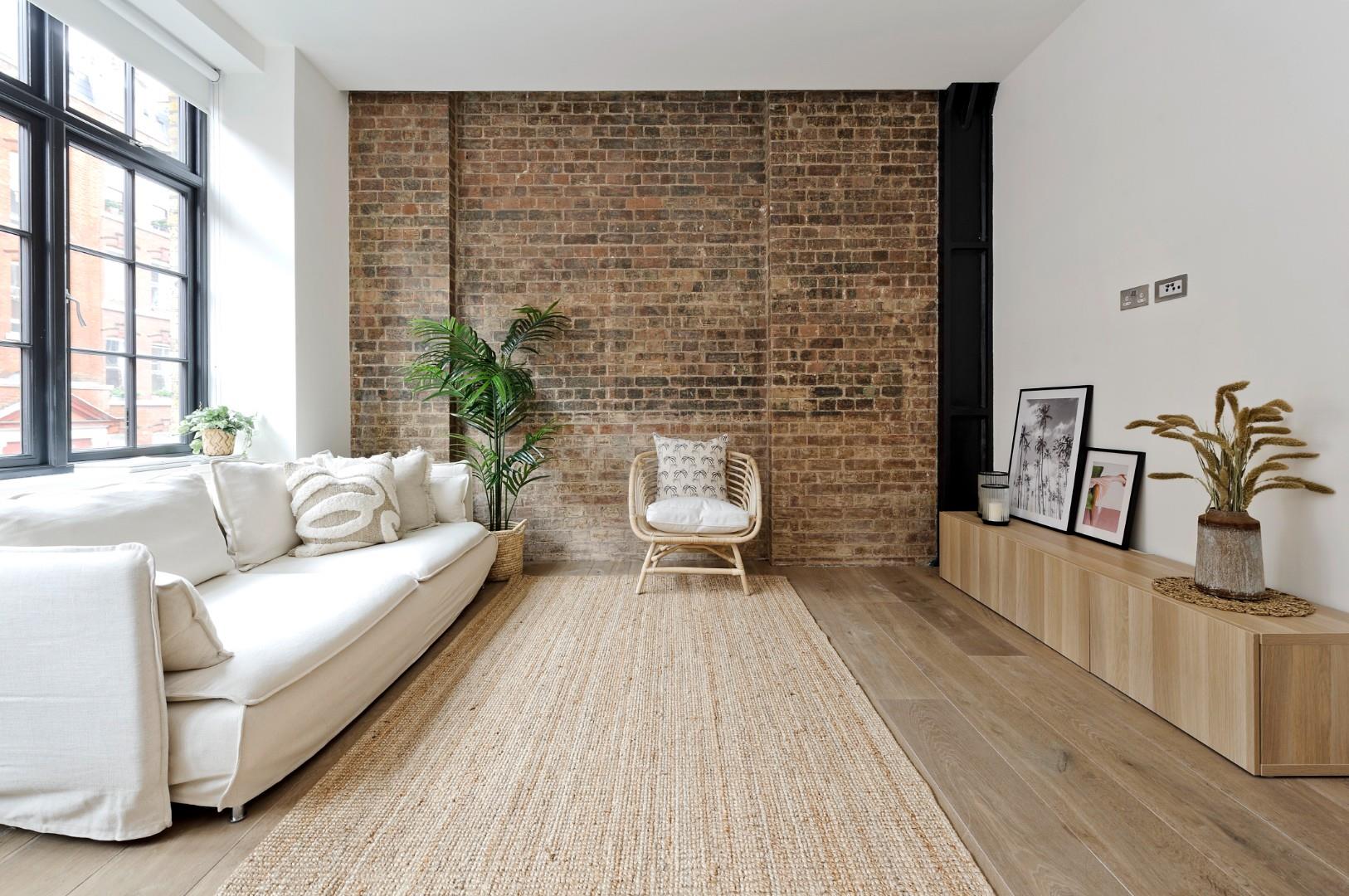 Flat Great Titchfield Street in London