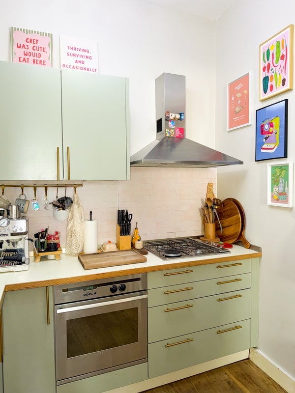 Flat Lavender Hill in Greater London