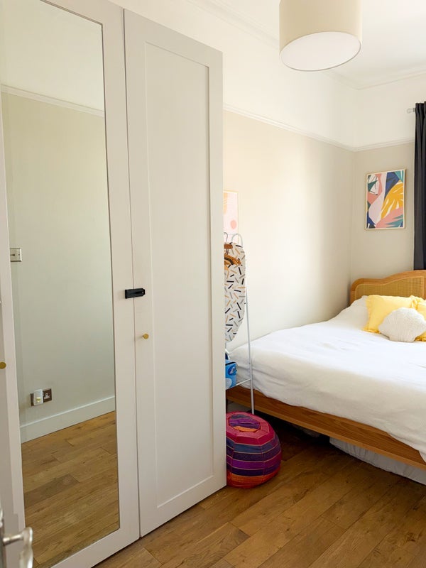 Flat Lavender Hill in Greater London