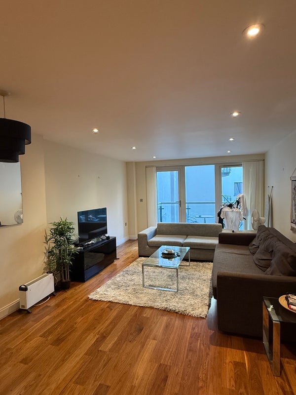 Flat Clerkenwell Road in Greater London