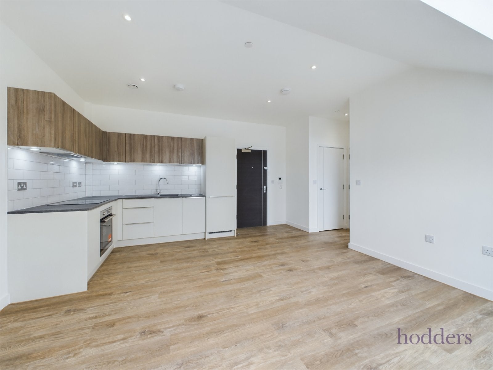 Flat London Road in Borough of Spelthorne